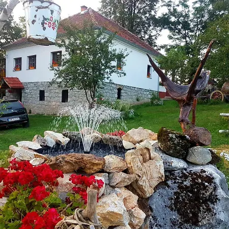 Etno Domacinstvo Saponjic Guest house Nova Varos